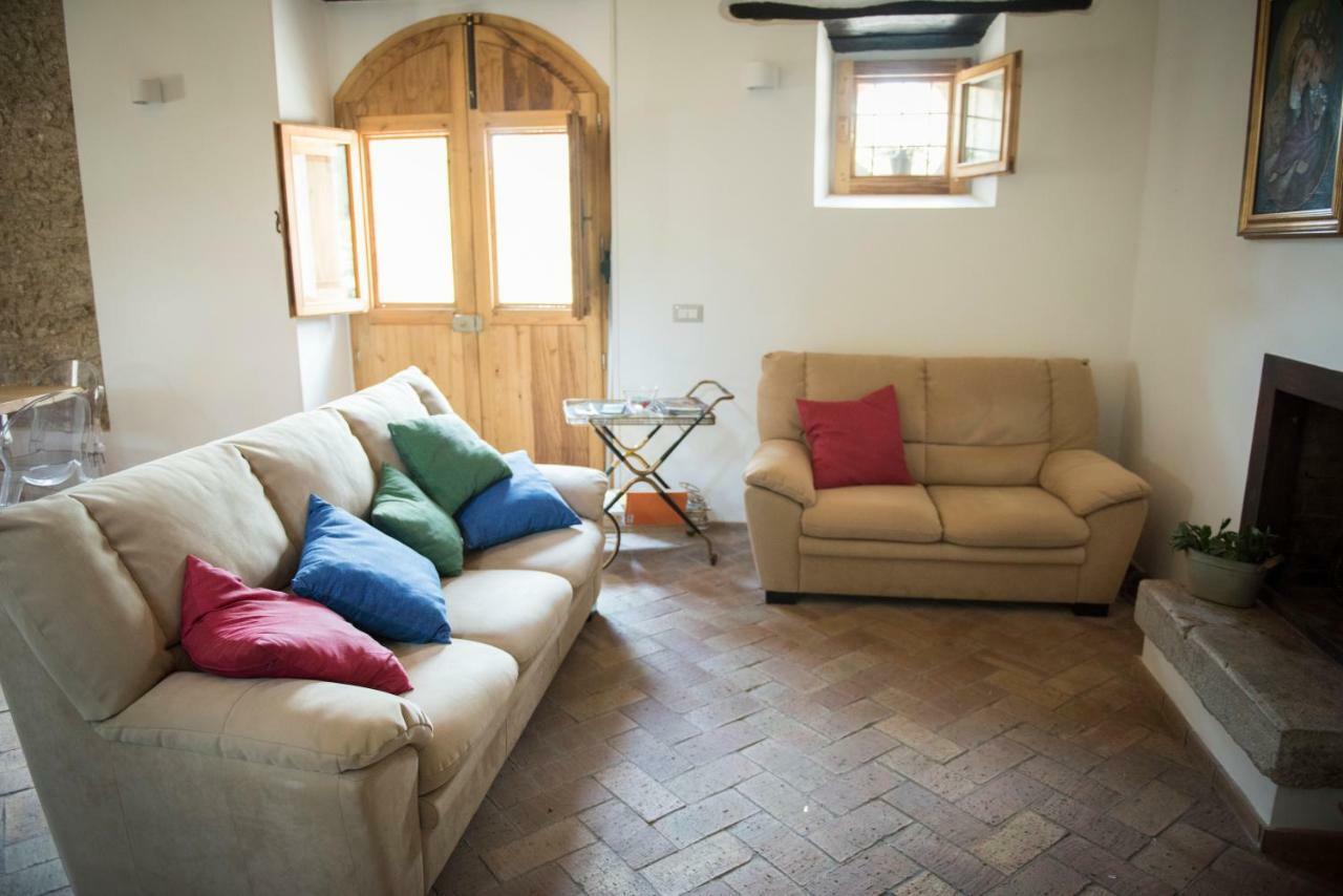 B&B Rifugio Tra Gli Ulivi 캄파냐 외부 사진