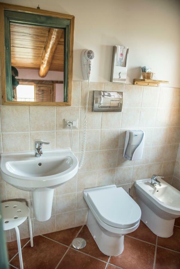 B&B Rifugio Tra Gli Ulivi 캄파냐 외부 사진